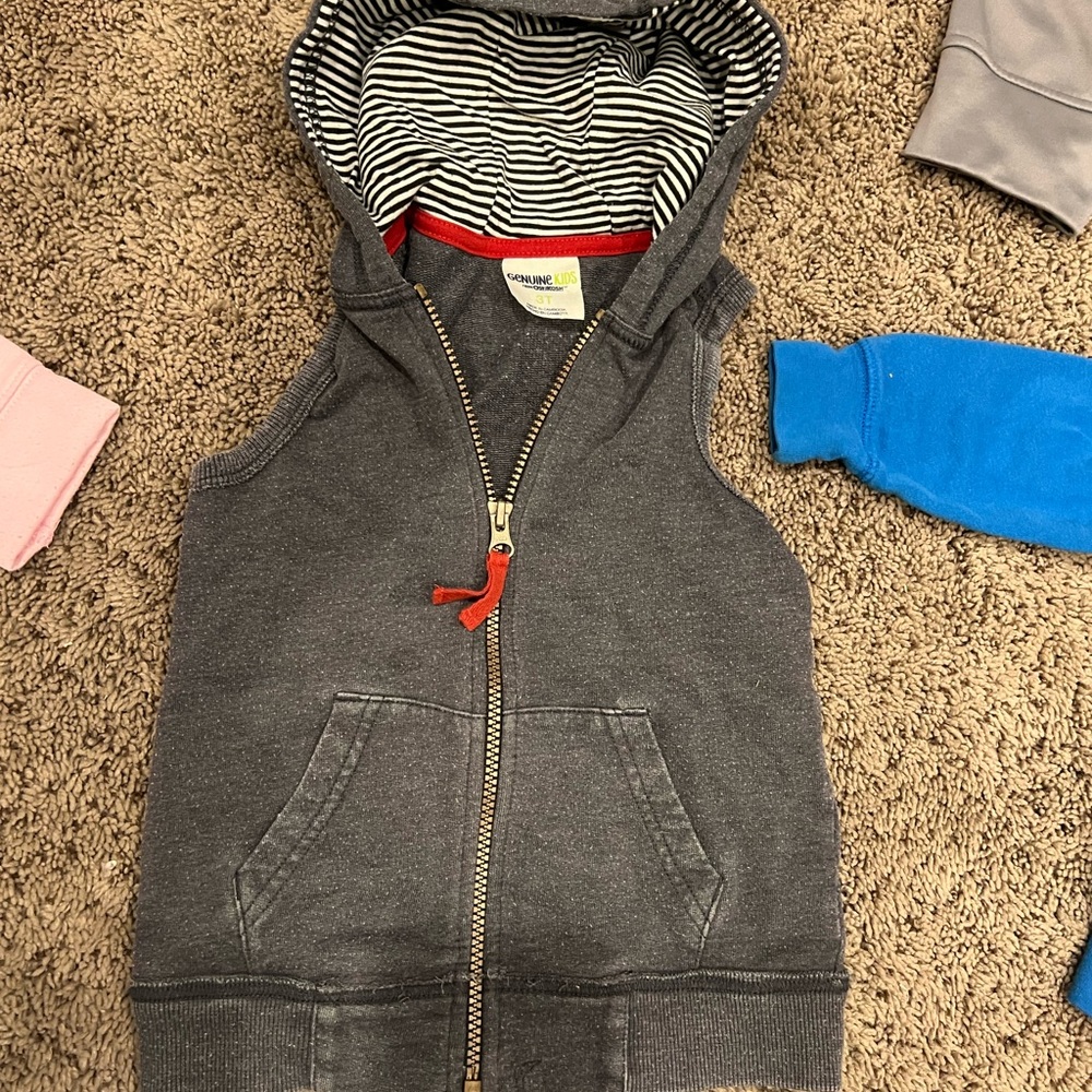 Vest genuine kids size 3T